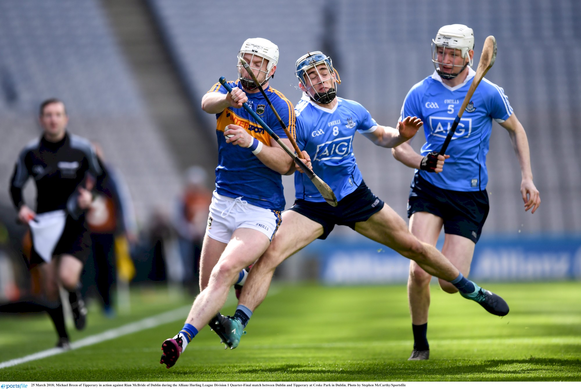 rian mcbride v tipp 18 nhl qf.jpg